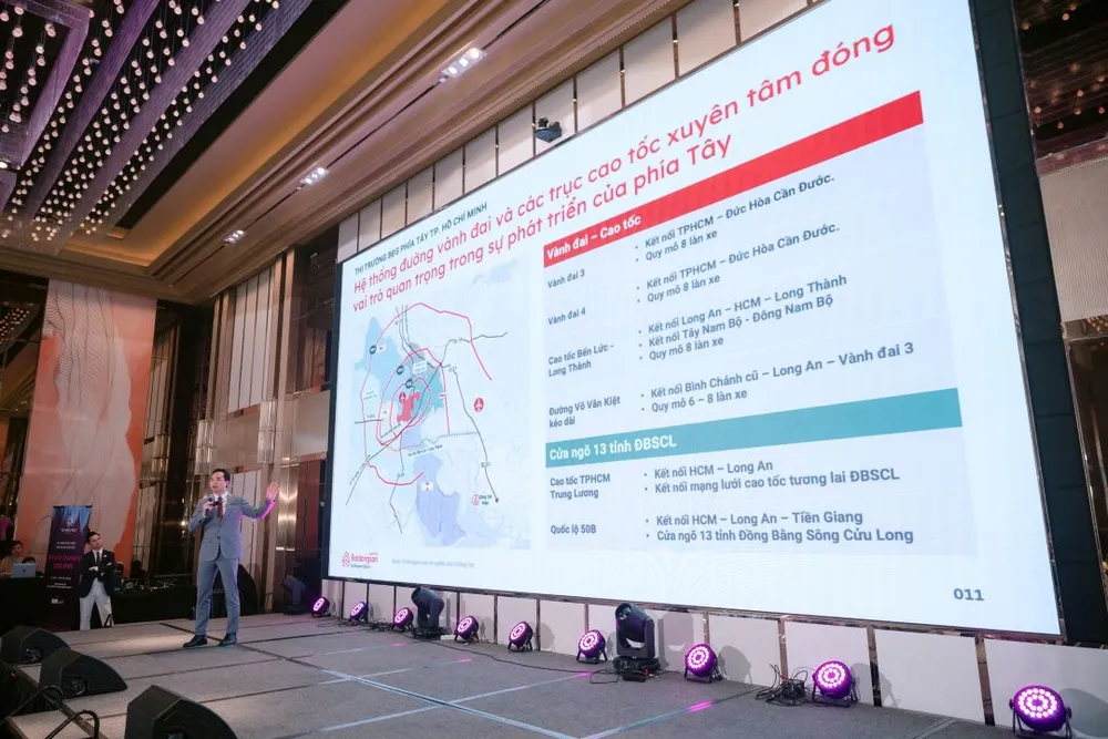 Đại diện chủ đầu tư phân tích tọa độ vàng của dự án Thanh Phú Centre Point
