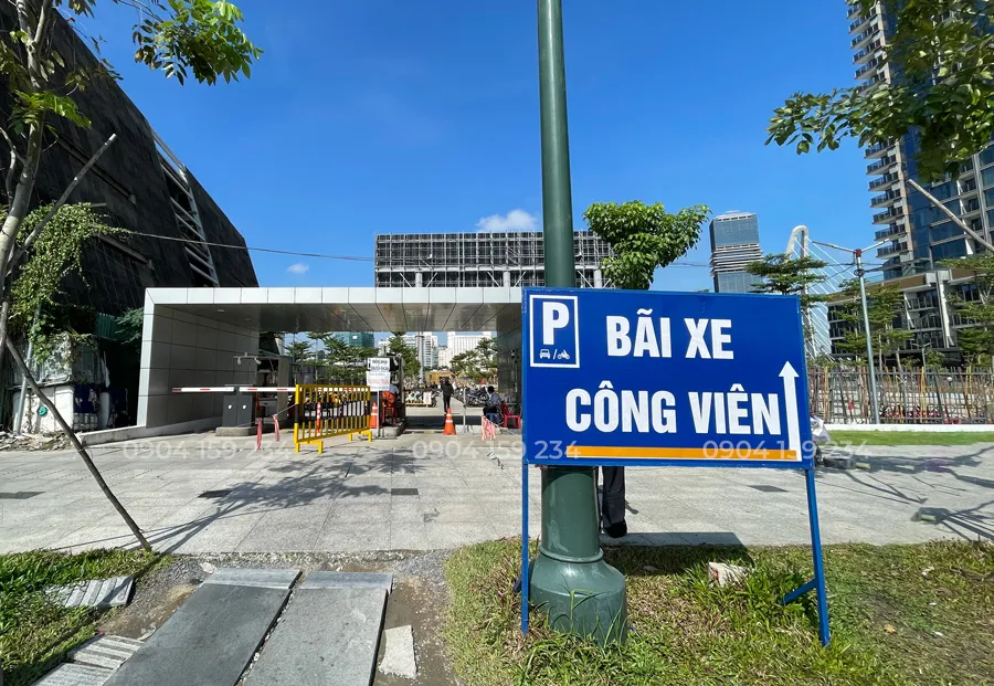 bai dau xe tai cong vien bo song thu thiem
