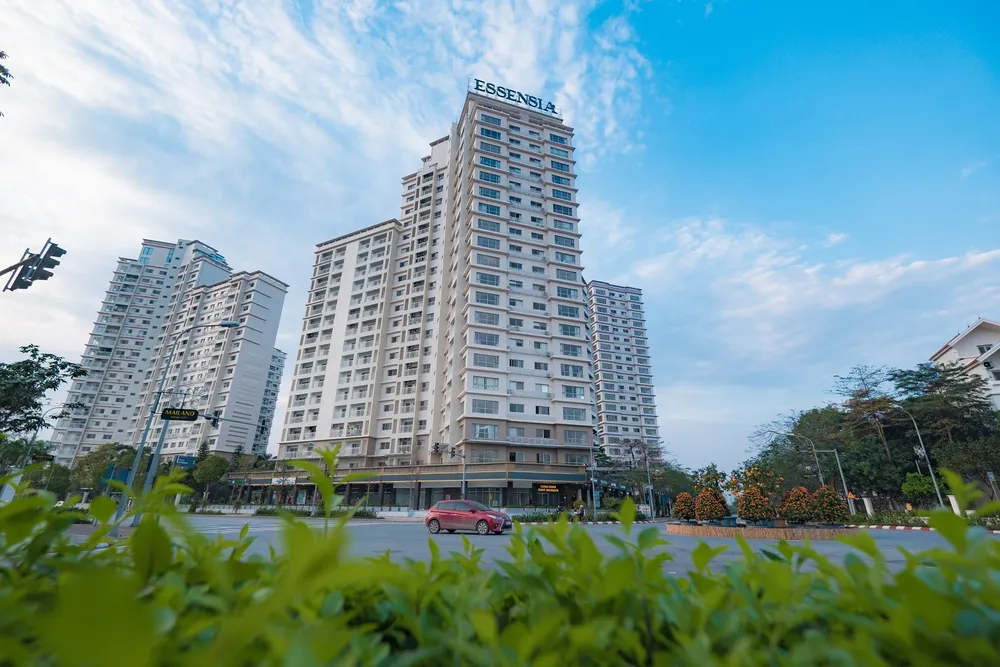 essensia splendora mailand hà nội