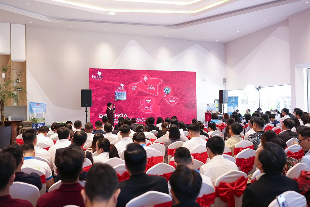 Sự kiện ra mắt bộ sưu tập bất động sản dòng tiền Upgrade Collection - River 2 tại Fresia Riverside, đánh dấu bước phát triển mới của phân khúc căn hộ tạo dòng tiền tại Biên Hòa