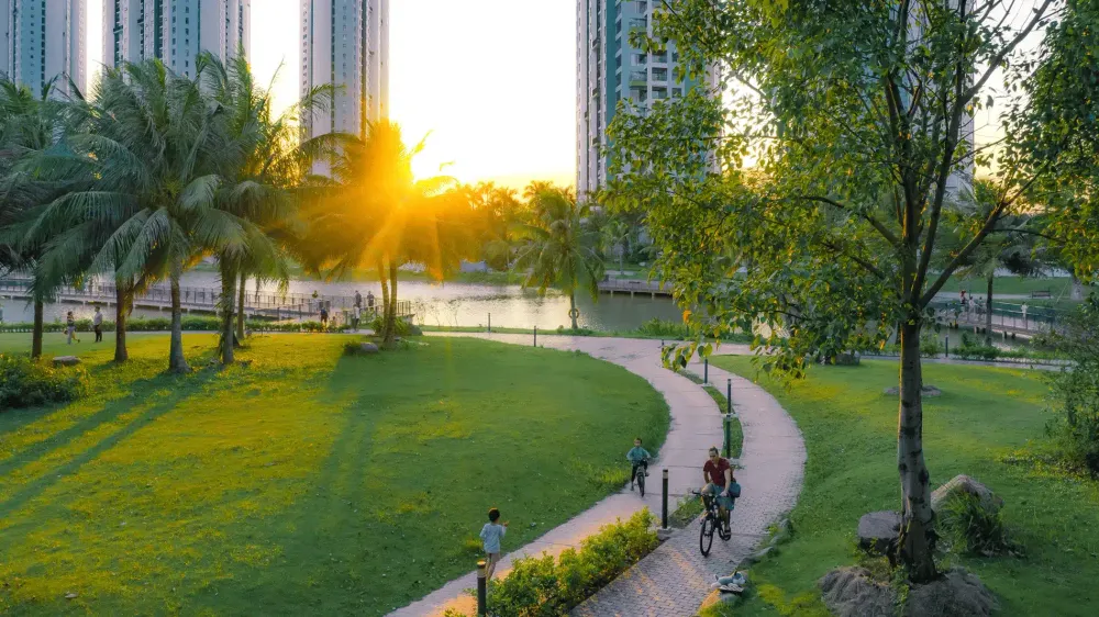 Khoảnh khắc hoàng hôn tuyệt đẹp tại Eco Retreat - nơi thiên nhiên và cuộc sống đô thị hòa quyện hoàn hảo
