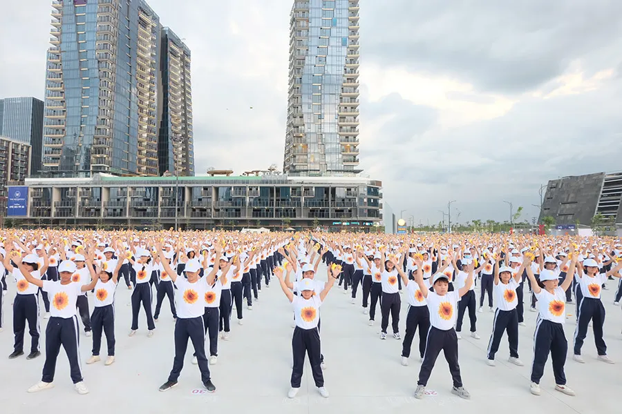 Chương trình đồng diễn thể dục tại Công viên bờ sông Sài Gòn