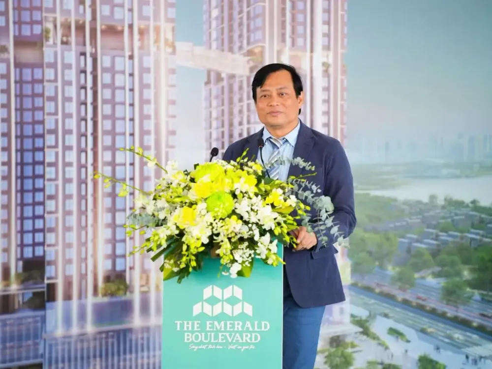 Ông Trần Quang Tuấn, Chủ tịch Kiêm TGĐ Công ty CP Xây dựng Central phát biểu tại buổi lễ