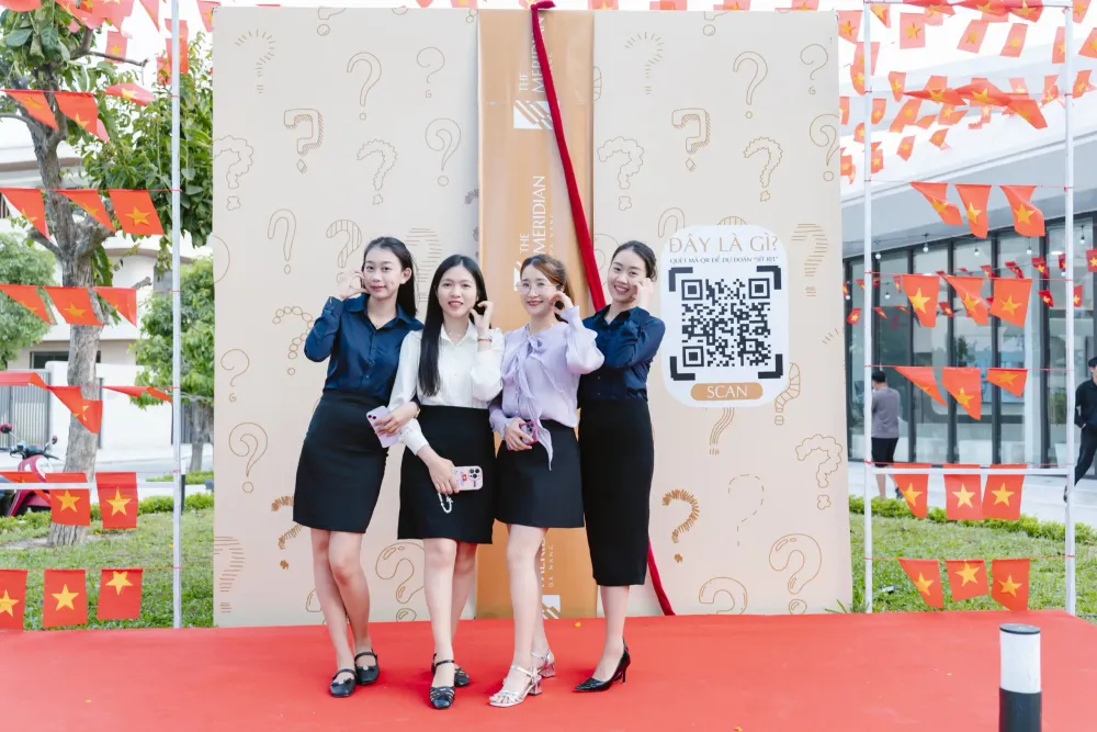 Check - in sự kiện ra mắt linh vật The Meridian Đà Nẵng