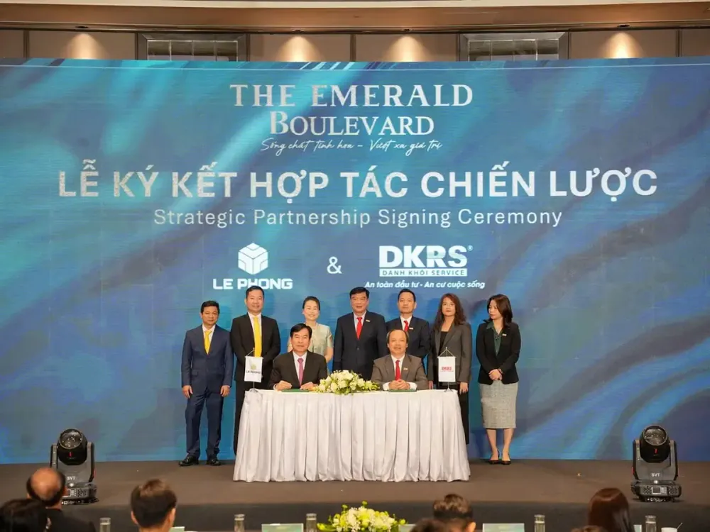 Tập đoàn Lê Phong ký kết cùng các đối tác triển khai dự án.