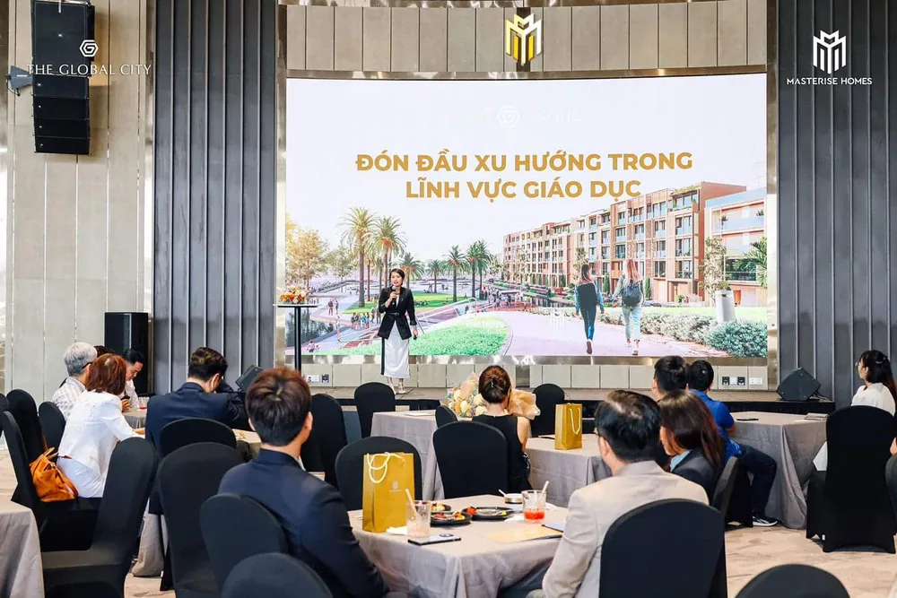 Tiến độ xây dựng dự án The Global City tháng 11 năm 2023.