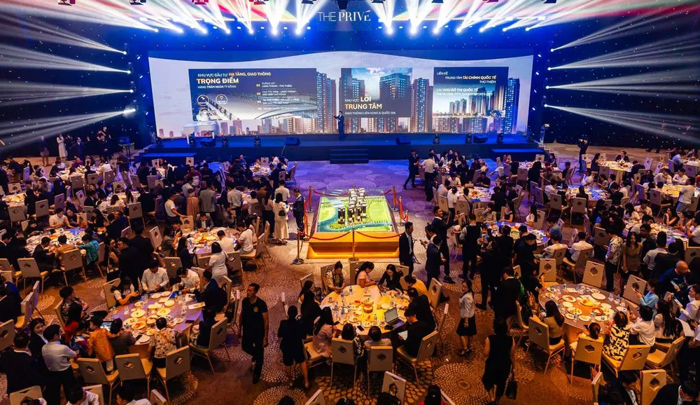 THE PRIVE LUXURY LIVING,FULL THE PRIVE VIDEO REVEALED, THE PRIVE CONDOMINIUM, THE PRIVE APARTMENT, THE PRIVE DISTRICT 2, NEW CONDOMINIUM IN DISTRICT 2, NEW APARTMENT PROJECT, THE PRIVE MASTER VIDEO, MỞ BÁN ĐỢT 1 THE PRIVE, CĂN HỘ MẪU THE PRIVE, NEW LUXURY APARTMENT IN DISCTRICT 2, THE PRIVE BRIEFING, THE PRIVE INTRODUCTION,